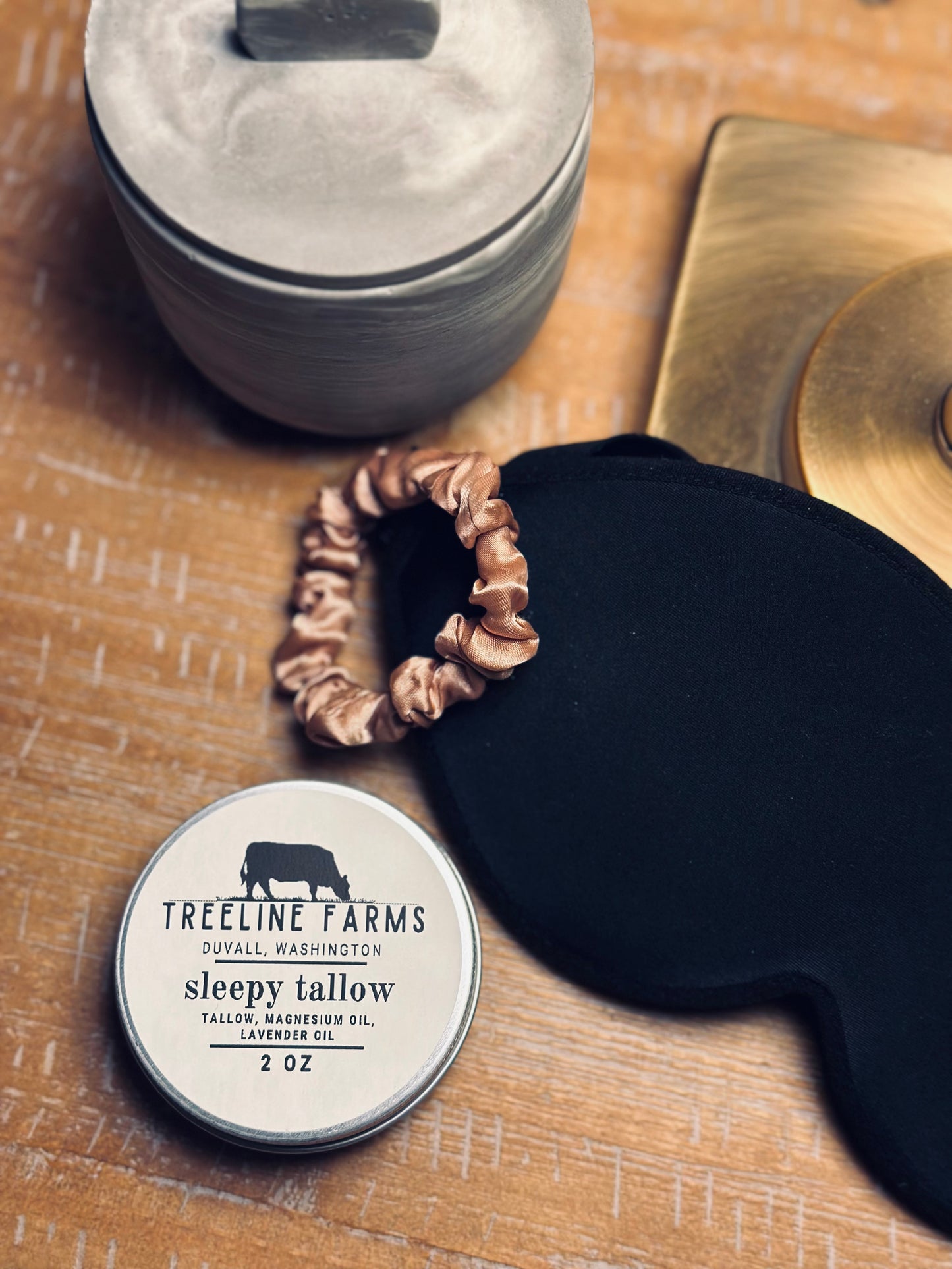 Drift into peaceful slumber with Sleepy Tallow, a soothing blend of nutrient-rich tallow, calming magnesium oil, and relaxing lavender. Designed to support deep, restorative sleep, this luxurious balm melts into your skin, delivering hydration while promoting relaxation.